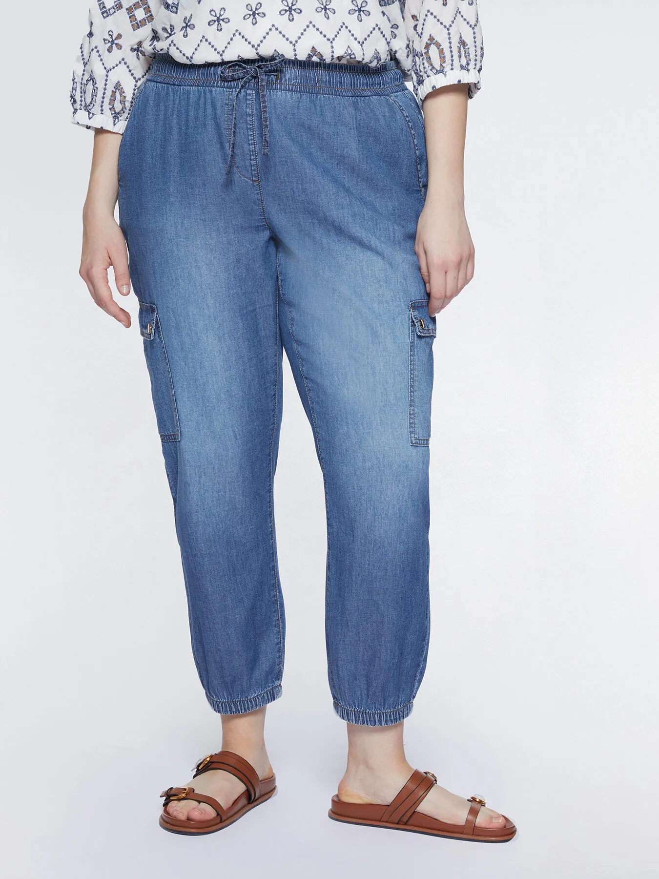 Pantaloni cargo in denim leggero