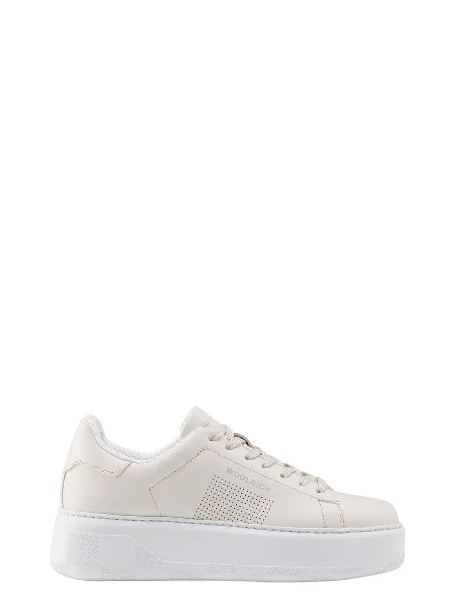 Sneakers Chunky Court in Pelle con Microforature